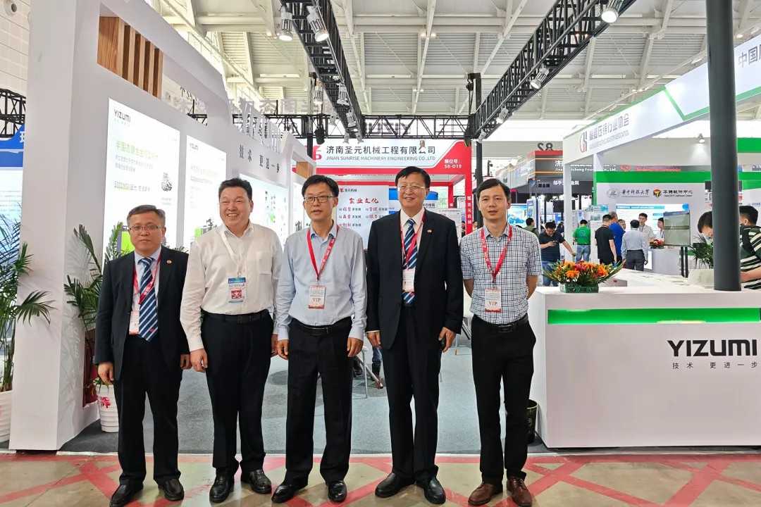 伊之密攜創新成果亮相天津，賦能壓鑄行業輕量化升級